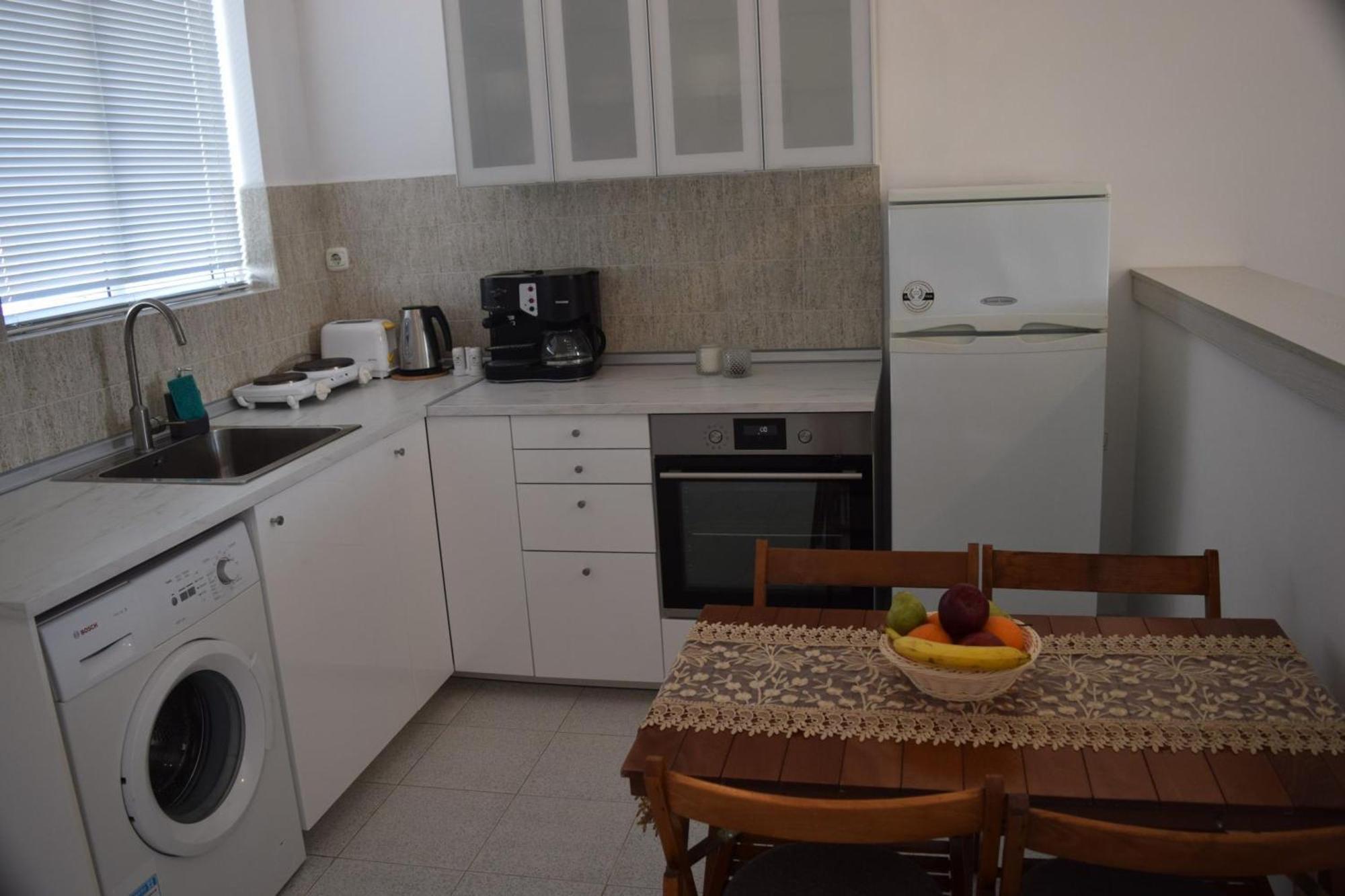 Lefteris Apartments In 伊利索斯 外观 照片